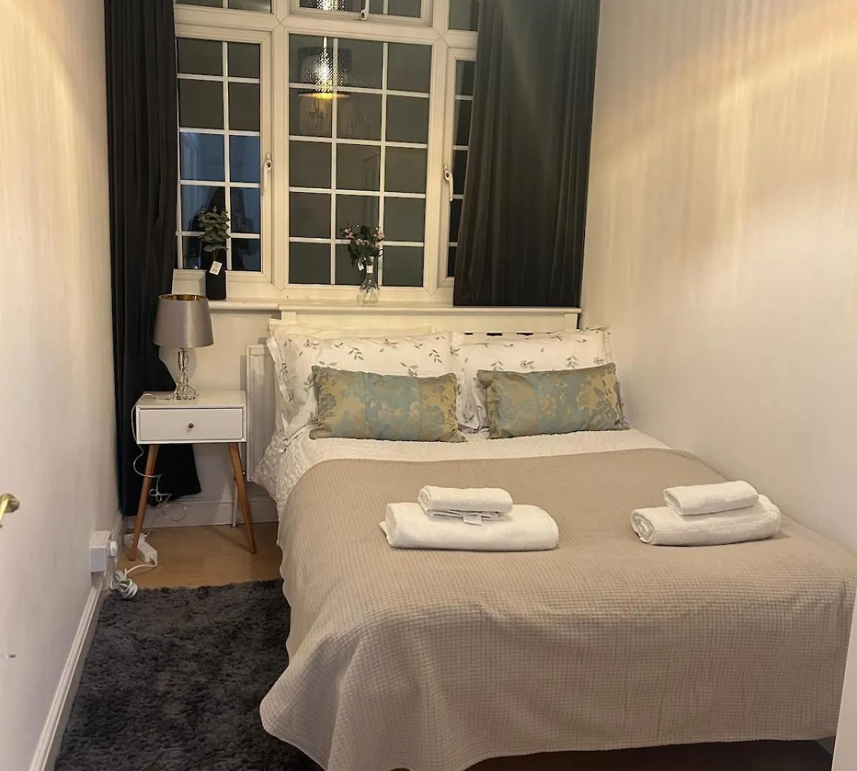 Modern, Elegant & Stylish House Apartment London United Kingdom