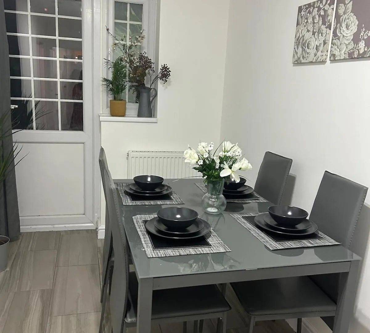 Modern, Elegant & Stylish House Apartment London United Kingdom
